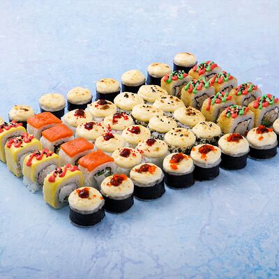Набор Кайфушка в Rocky Rolls - японская кухня по цене 1699 ₽