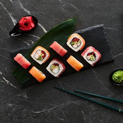 Ролл Ниджи в SENSATION SUSHI KINGDOM по цене 1150 ₽