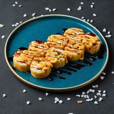 Ролл горячий с лососем, угрем и авокадо в Mesto Sushi & Grill по цене 670