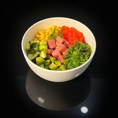 Поке с тунцом в Бейкер суши по цене 899 ₽