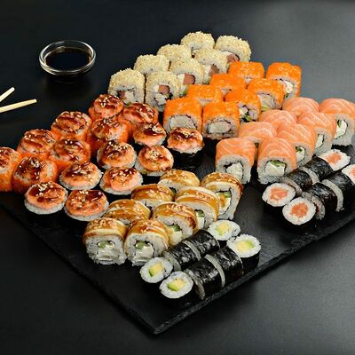 Сет Мегав Пицца & Суши Гурмэ по цене 3290 ₽