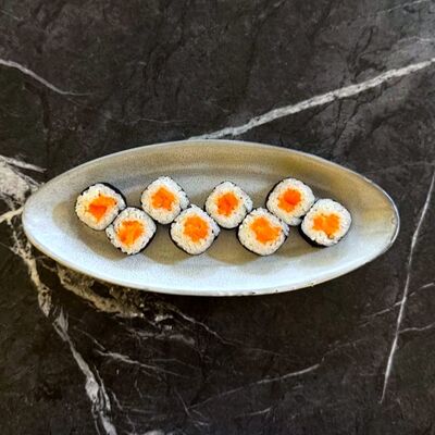 Классика с копчёным лососем в Кубик по цене 455 ₽