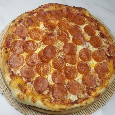 Пицца Пеперони в Ясураги по цене 938 ₽