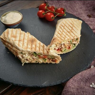 Шаурма свиная в Шашлычный двор по цене 420