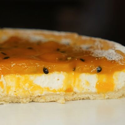 Тарт с манго в Le dessert по цене 475 ₽