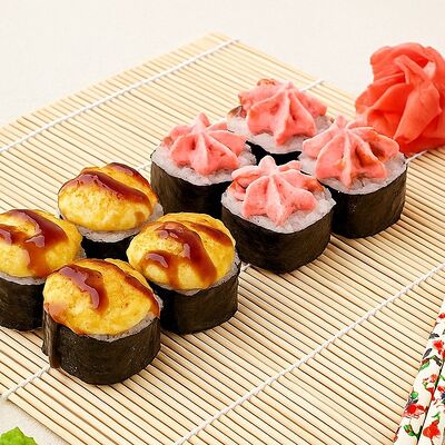 Запечённые хосомаки с креветкой в Ясураги по цене 489 ₽