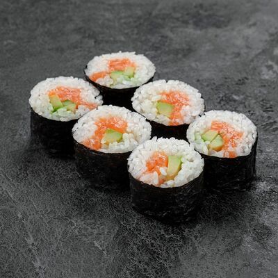 Маки с лососем и авокадо в Ultrasushi по цене 450 ₽