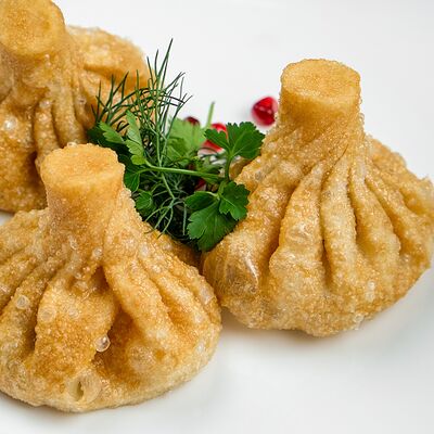 Жареные Хинкали с телятиной в Утомленные солнцем по цене 390 ₽