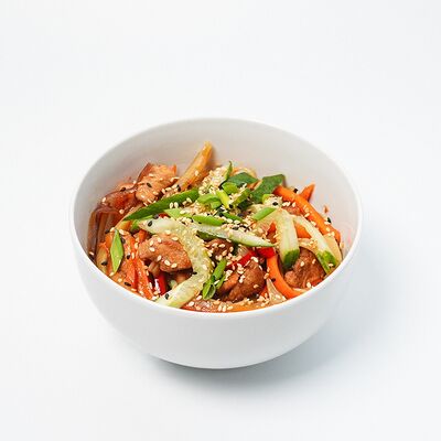 Wok Свинина в соусе терияке SB в SibBrewery по цене 580 ₽