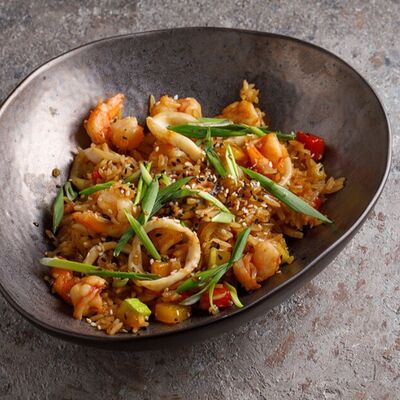 Рис Жасмин с овощами и морепродуктами в Кукумбер по цене 790