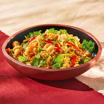 Лапша с морепродуктами в Тануки по цене 580 ₽