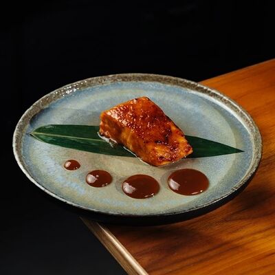 Лосось в мисо-соусе в Buba Sushi по цене 1690 ₽