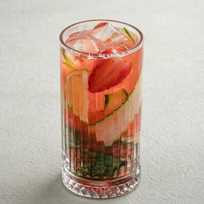 Клубнично-огуречный мохито безалкогольный в На Парах по цене 500