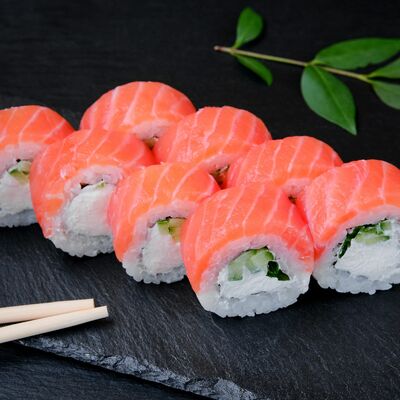 Ролл Филадельфия с копчёной сёмгой в Sёmga по цене 529