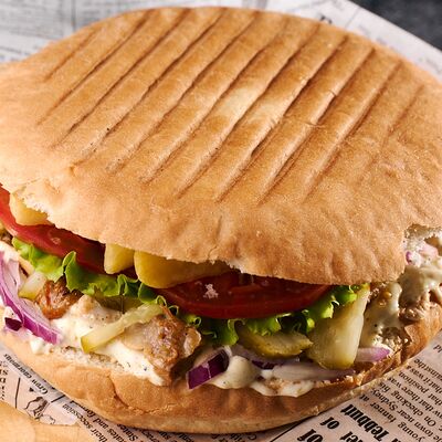 Донер Турецкий хруст с фри в Бутер Бро по цене 390 ₽