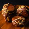 Десерт Macarons big солёная карамель-арахисв Фирменный магазин Куликовский по цене 260