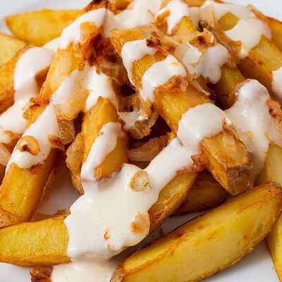 Пати фри Дольки с чесночным соусом в Party Grill по цене 299 ₽