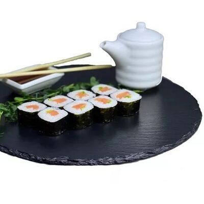 С лососем, сыром и огурцом в Багс Банни от кафеМафия по цене 310