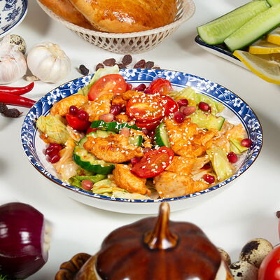 Тёплый салат в Самарканд PLOVE CENTER по цене 510 ₽