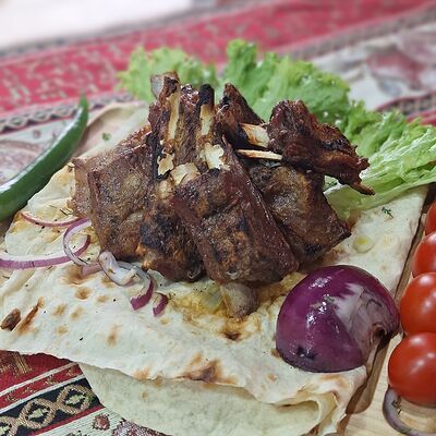 Шашлык из бараньих рёбрышек в Огонь и дым по цене 750 ₽