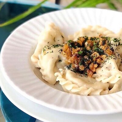 Вареники с лососем, треской и сыром в Эник Беник по цене 745 ₽