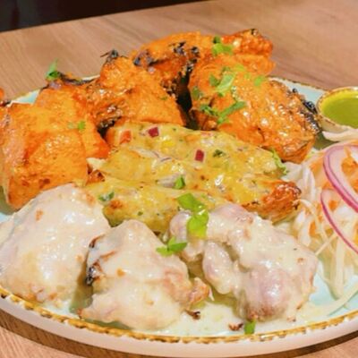 Tandoori chicken platter / Тандури чикен платтер в Бхарат по цене 2149 ₽