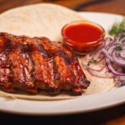 Свиные ребра на грилев Сытый Лось по цене 980 ₽