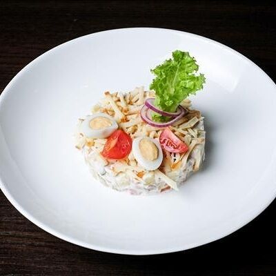 Салат Самый Вкусный в КРЫЛЬЯ ПАБ по цене 640 ₽