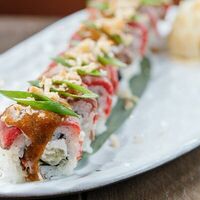 Ролл Татаки из говядиныв Gift