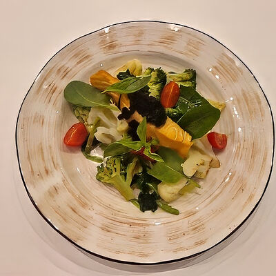 Стейк из лосося с овощами в iL Патио по цене 41 р.