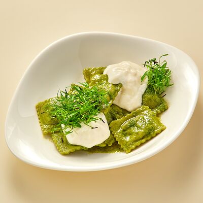 Равиоли с цыпленкомв Регано по цене 635 ₽