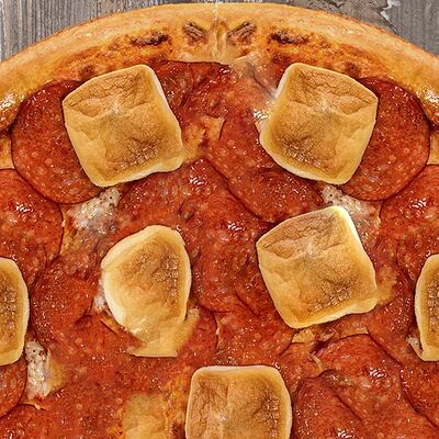 Пеперони с маршмеллоу в Fusion по цене 840 ₽