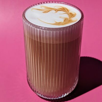 Сливочный латте с солёной карамелью в SunSet по цене 320 ₽