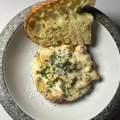 Тартар из мраморной говядины с лисичками в Острова по цене 650 ₽