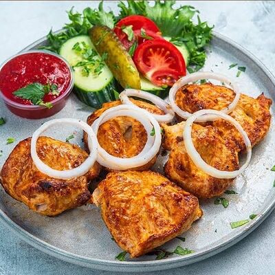 Куриное филе в Кафе Мещера по цене 390 ₽