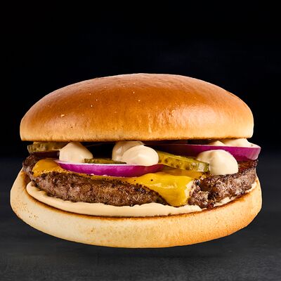 Чизбургер оригинал в Gellert Bar по цене 470 ₽