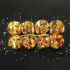 Запеченный ролл с мясом тунца в Renai - суши класса премиум по цене 795