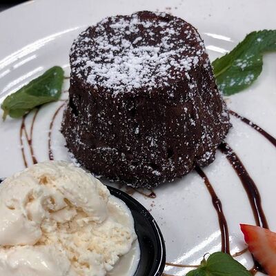 Шоколадный фондан в Баловень С по цене 590 ₽