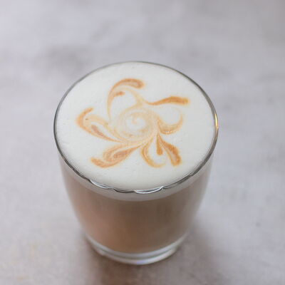 Латте Халва в Traveler's coffee по цене 382 ₽