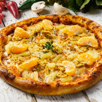 Курочка в мандаринах в Шаурма на углях Шаум по цене 890 ₽