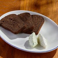 Бородинский хлеб в BBQ Beer Restaurant