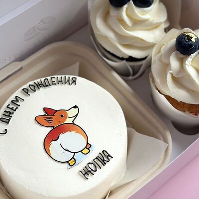 Набор Бенто-торт Корги и 2 капкейка с голубикойв The.cakes_spb по цене 2700 ₽