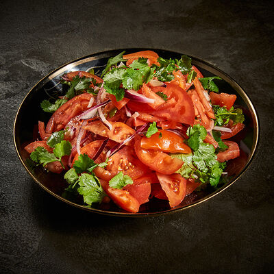 Салат ачик-чучук для плова в Гранат по цене 1150 ₽