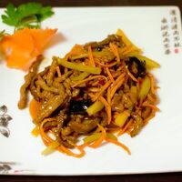 Говядина Юй сян в Китайская кухня ЖУИ