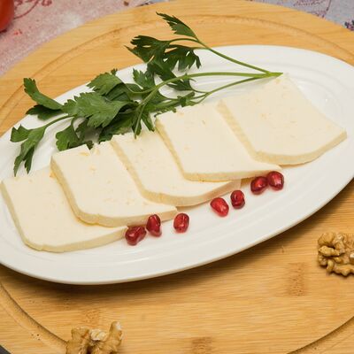 Сыр чанах в Гурман студия по цене 350 ₽