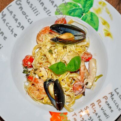 Феттуччине с морепродуктами в Bareda по цене 590 ₽