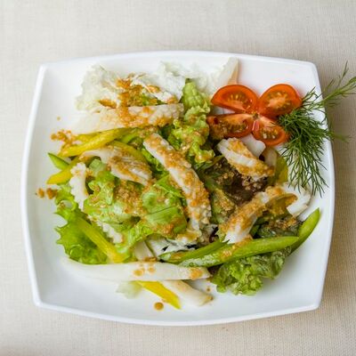 Салат с кальмаром в Цунами по цене 495 ₽