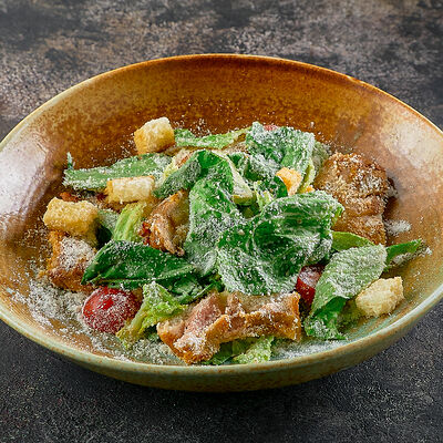 Цезарь с курицей в Мангал&Грузия по цене 690 ₽