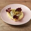Бефстроганов с картофельным пюре и маринованными огурчиками в Кирпич по цене 690
