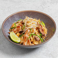 Пад Тай с цыплёнком в Art Food